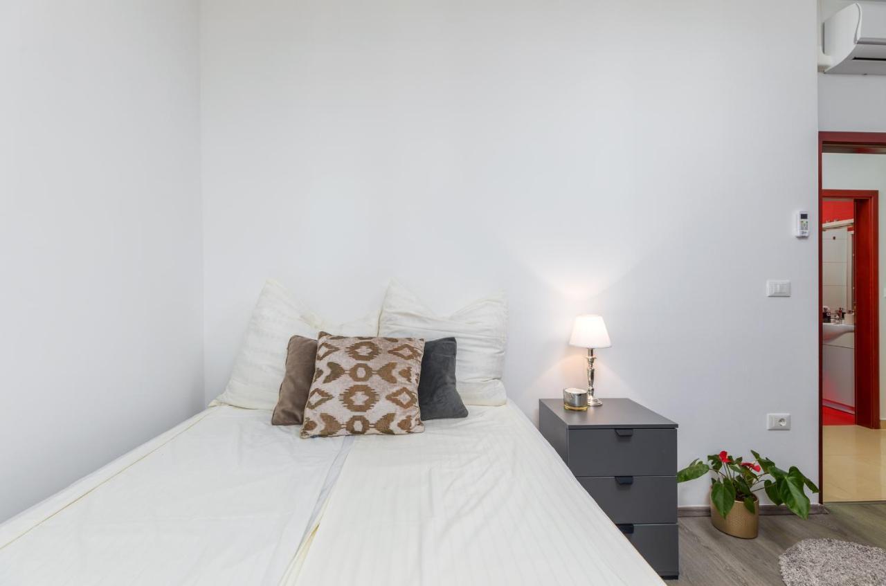Apartment Augusto - Sea View Πούλα Εξωτερικό φωτογραφία